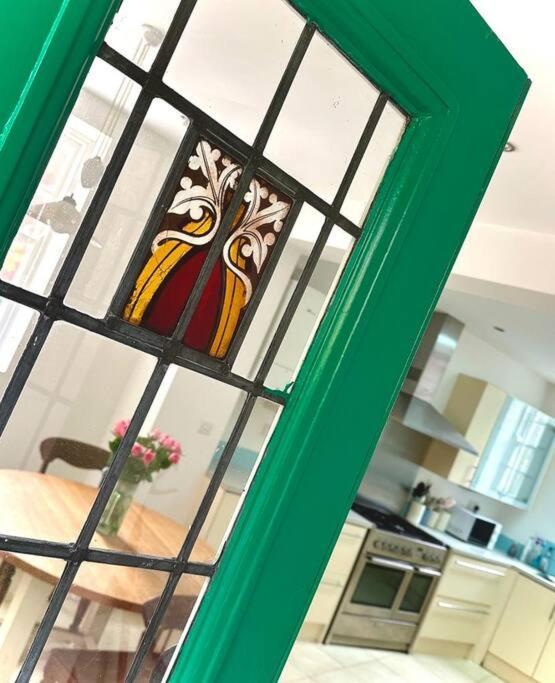 Large Georgian House In Heart Of Holiday home Exeter